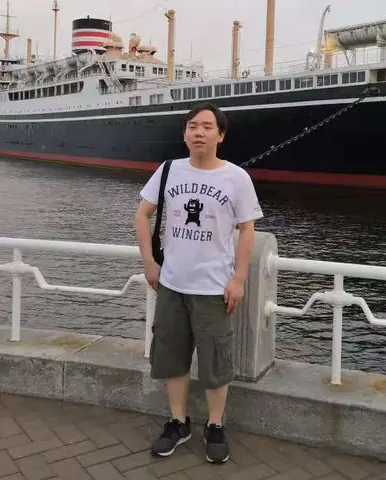 Feng Yang portrait